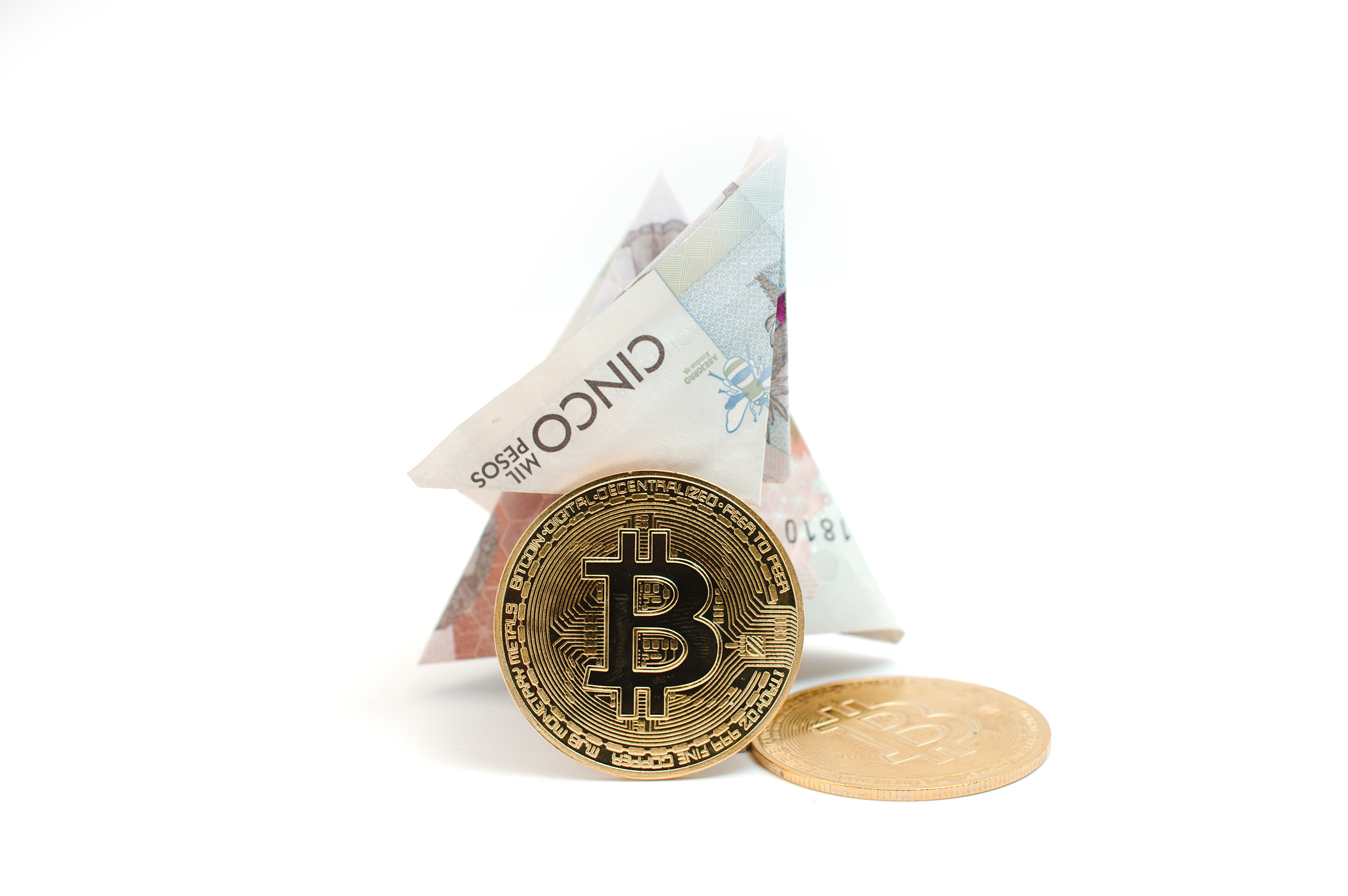 Real Bitcoin Token On Top of $5000 in Colombian Pesos Ⓒ 2023 – Crypto Coin Opps